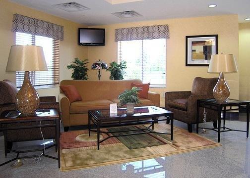 Express & Ormond - North Daytona By Ihg